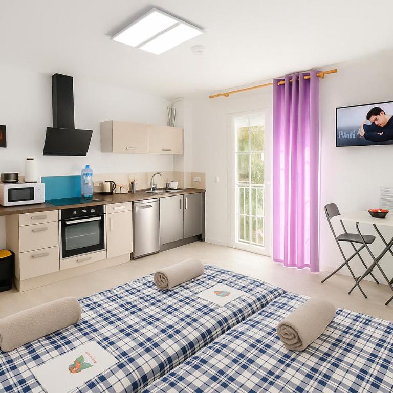 Fantastico 3 - Grosser Terrasse - Gratis Parkplatz - Klimaanlage - Zentrumsnähe und Meernähe - Apartamento - 3