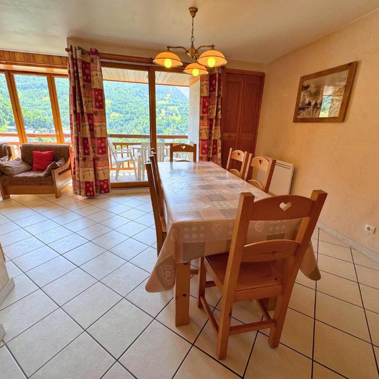 Confort 85m², 3 chambres, 5 pers, terrasse, animaux admis, St Martin de Belleville - FR-1-452-118 - Appartement 3 Chambres - 8