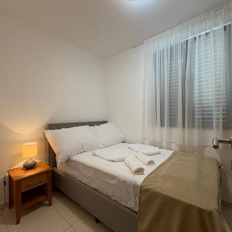 Apartment with pool - Two-Bedroom Apartment with Terrace - 19