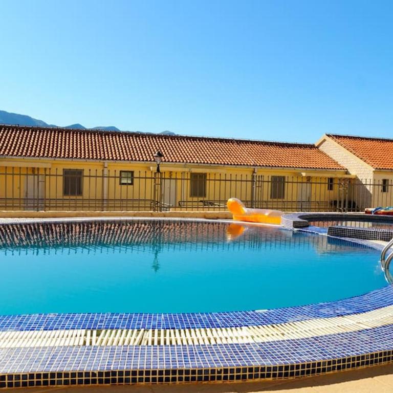 Apartment with pool - Two-Bedroom Apartment with Terrace - 1