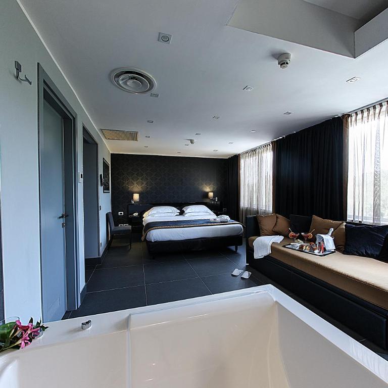 Best Western JFK Hotel - Camera King Deluxe con Divano-Letto - 23