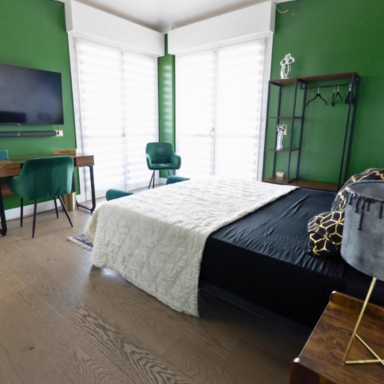 Penthouse genneruxi - Double Room with Private Bathroom - 4
