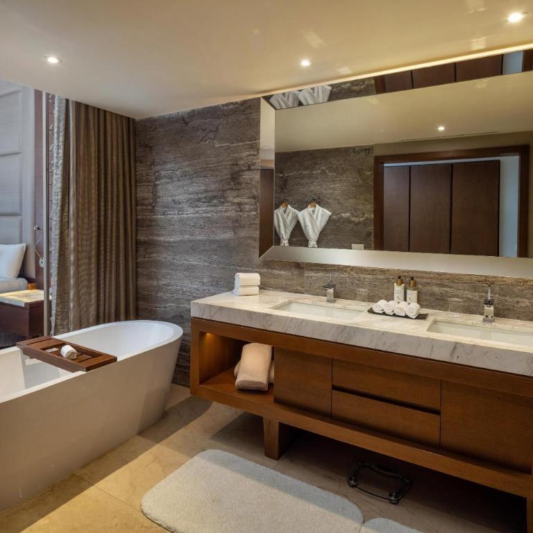 Le Blanc Spa Resort Los Cabos - Adults Only - All-Inclusive - Royale Deluxe Partial Ocean View - 3