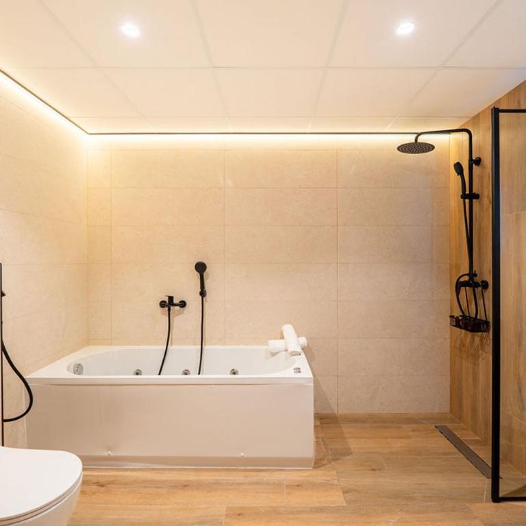 Emily Suites - Apartamento Deluxe de 2 dormitorios - 38