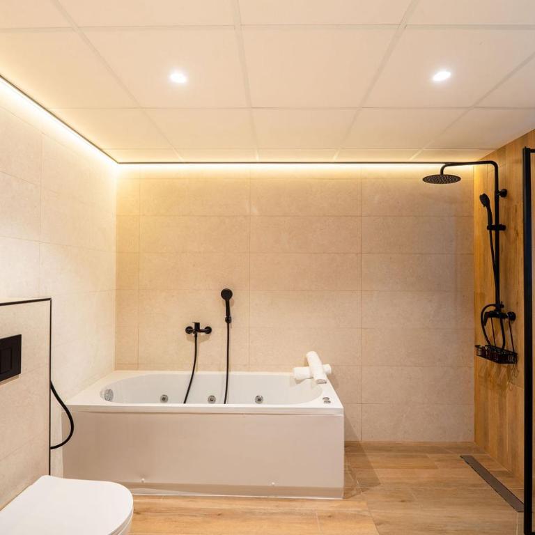 Emily Suites - Apartamento Deluxe de 2 dormitorios - 16