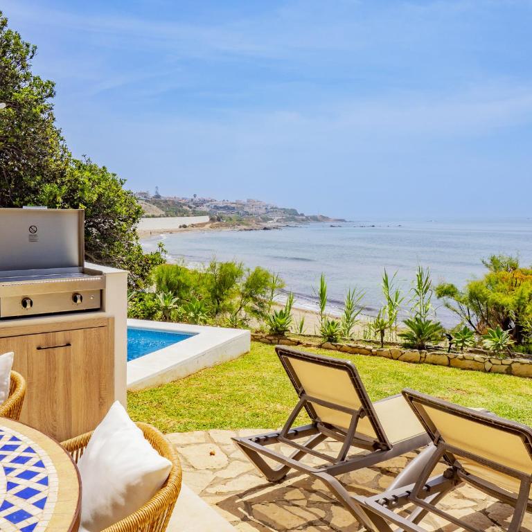 Cubo's Beachfront Villa Khayyam - Villa - 6