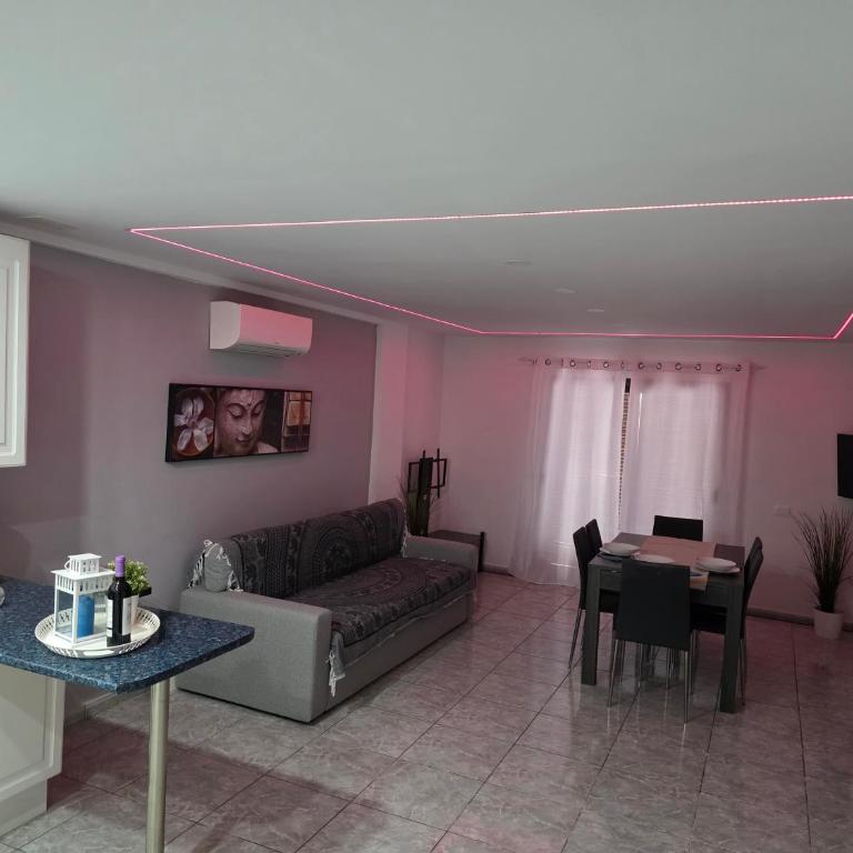 San Marino with heated pool, only 450 meters to the beach, aircondition, wifi - Apartamento con terraza - 16