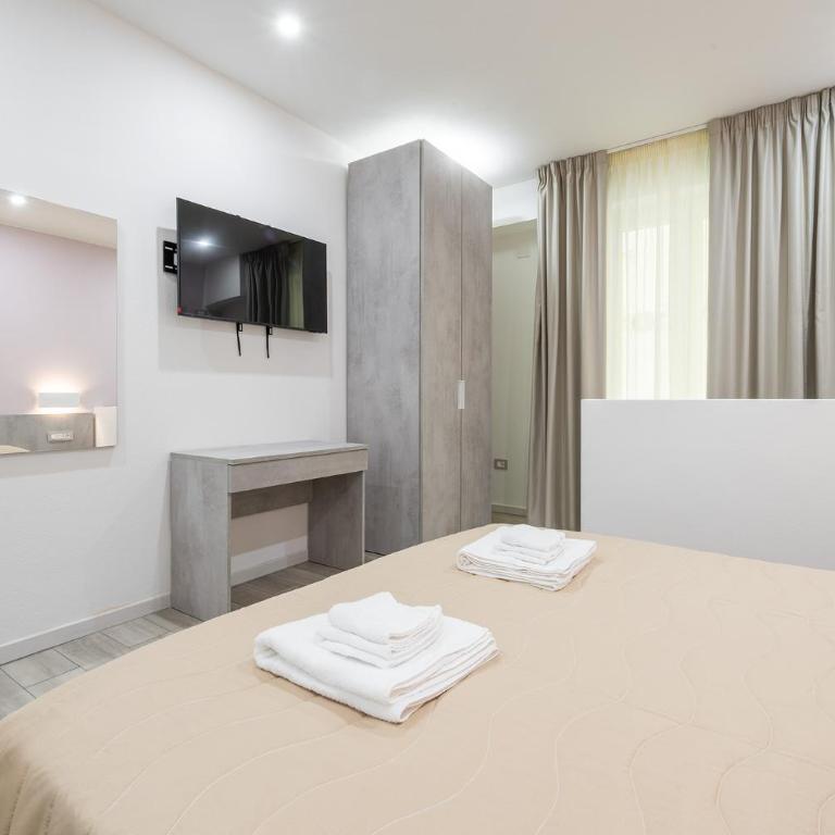 Mare Nostrum - King Room - 8