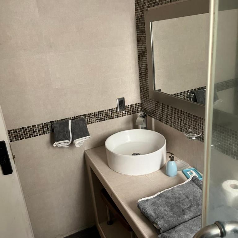 Pequeña París Coyoacán, Habitación Privada WiFi - Habitación Doble con baño privado externo - 18