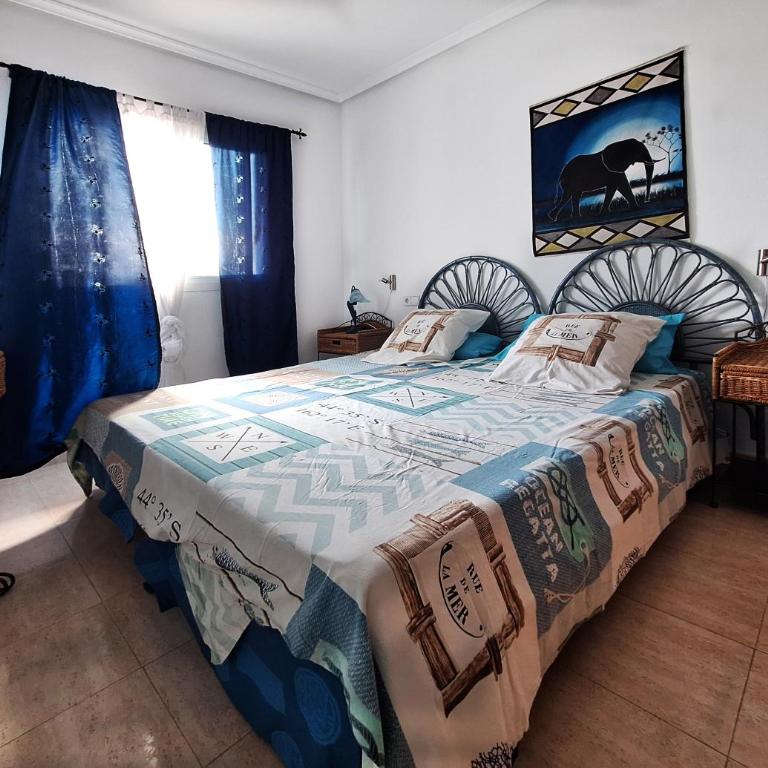 Carabassi playa - Three-Bedroom House - 16