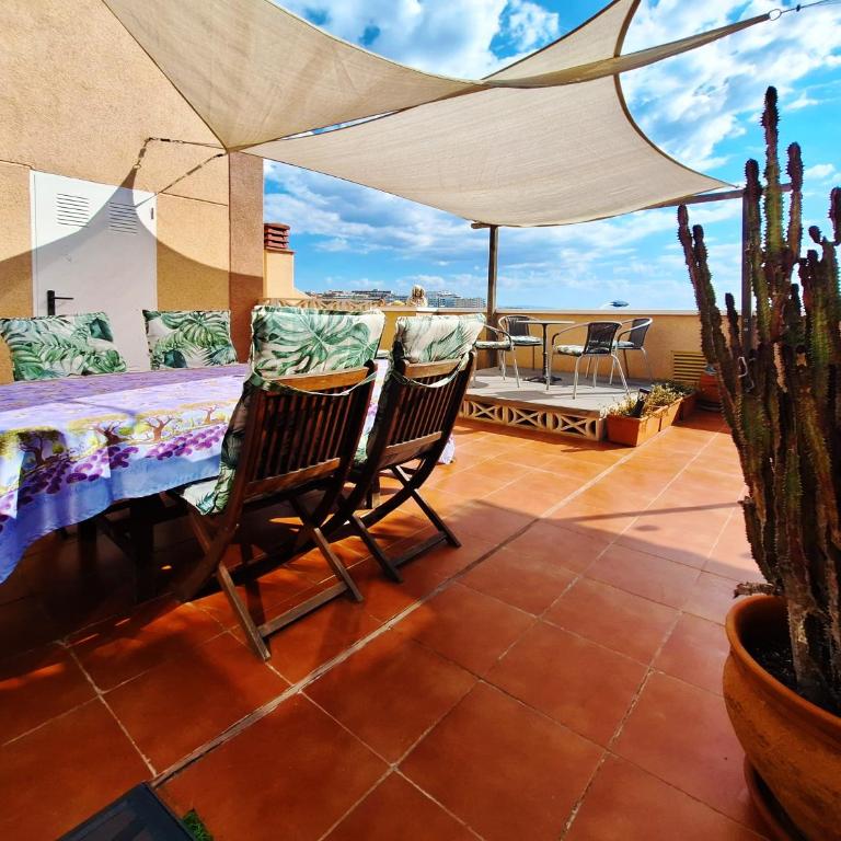Carabassi playa - Three-Bedroom House - 4