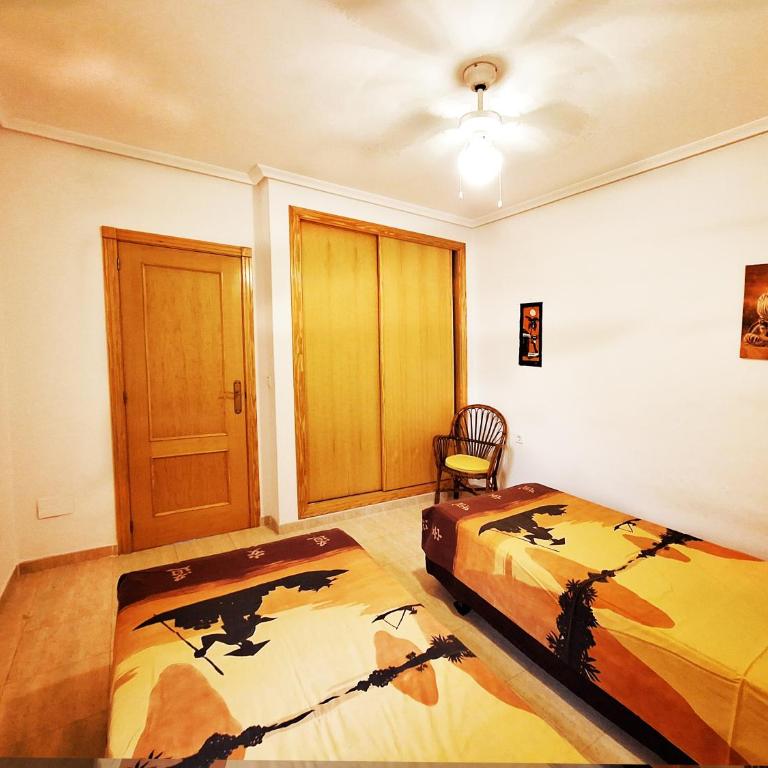 Carabassi playa - Three-Bedroom House - 24