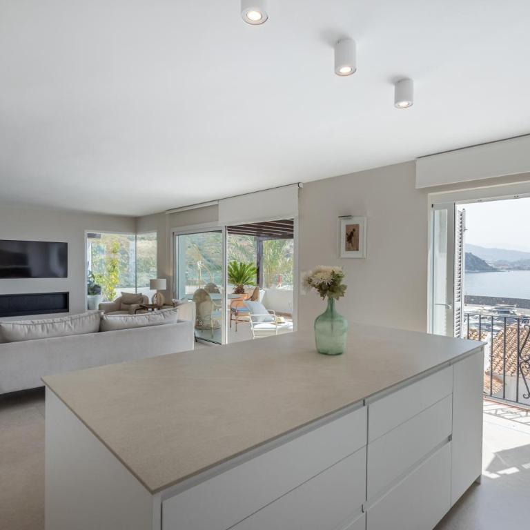 Marina Horizon Suites - Three-Bedroom Apartment - 15