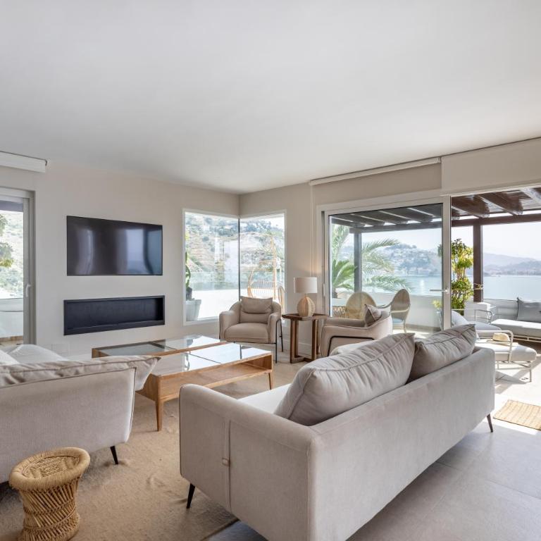 Marina Horizon Suites - Three-Bedroom Apartment - 12