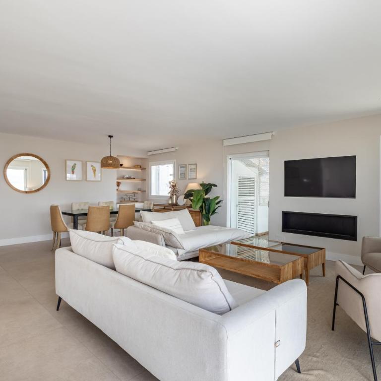 Marina Horizon Suites - Three-Bedroom Apartment - 11