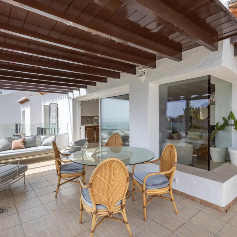 Marina Horizon Suites - Three-Bedroom Apartment - 4
