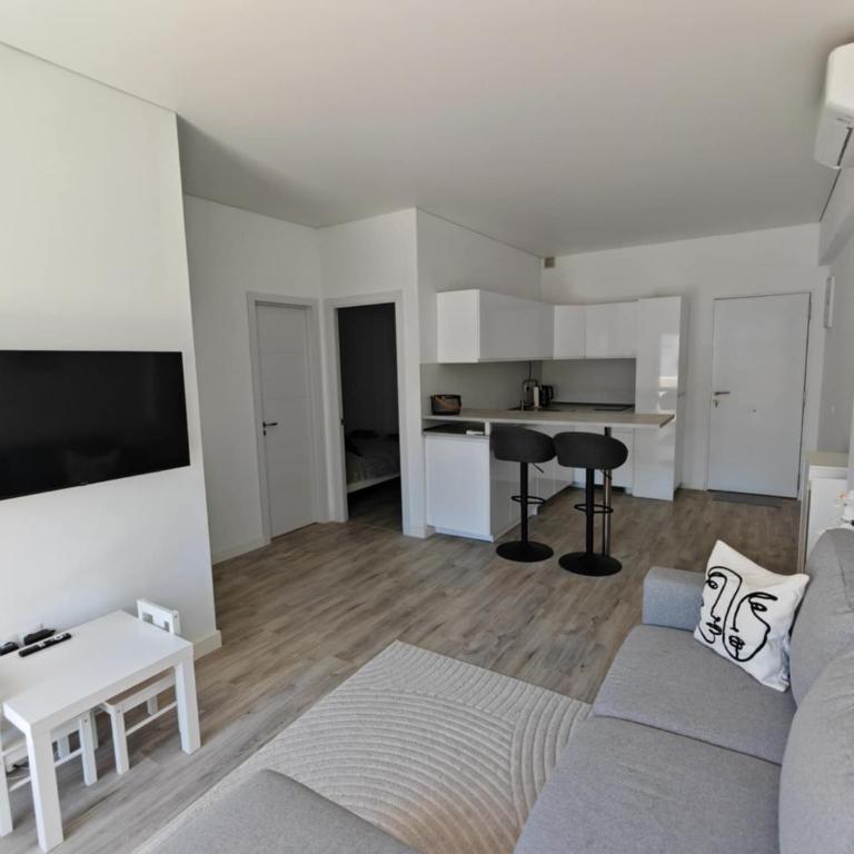 Apartamentos playa Romanilla - Superior Apartment with Balcony - 14