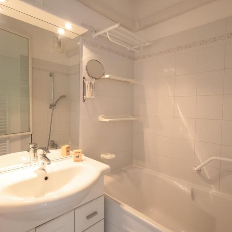 Antibes Les Pins - Apt 4 Per - Parc Exflora - Pool - Appartement 1 Chambre - 5