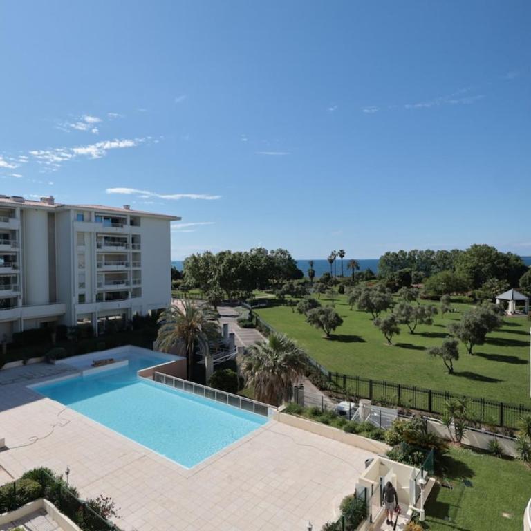 Antibes Les Pins - Apt 4 Per - Parc Exflora - Pool - Appartement 1 Chambre - 6