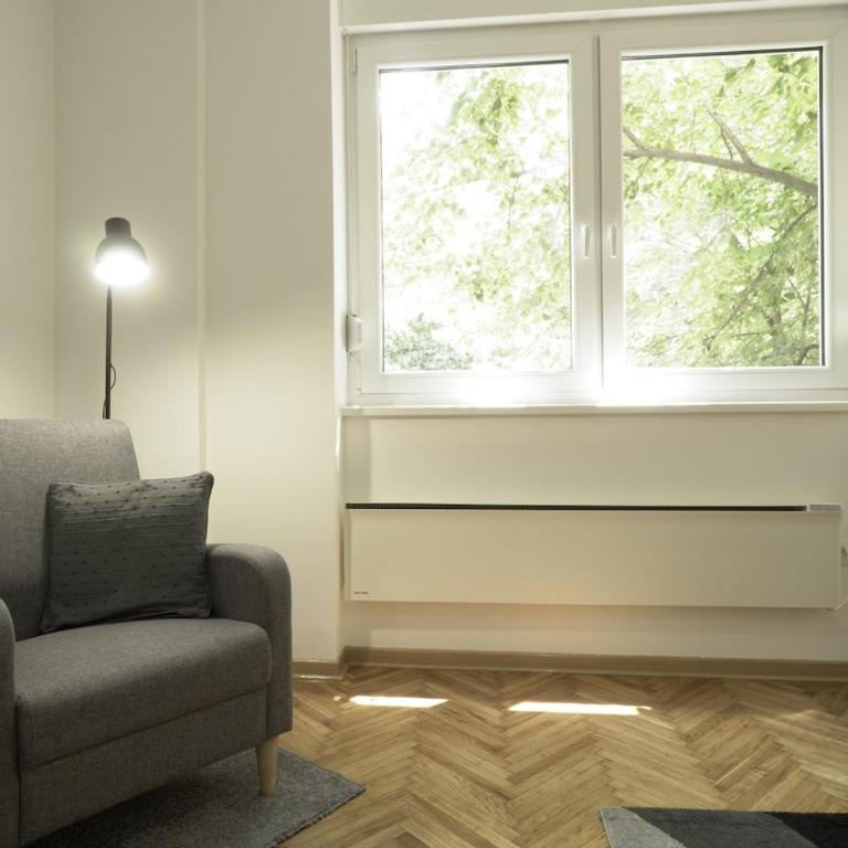 Cozy Stay 2 Min from Saint Sava Temple - One-Bedroom Apartment - 3