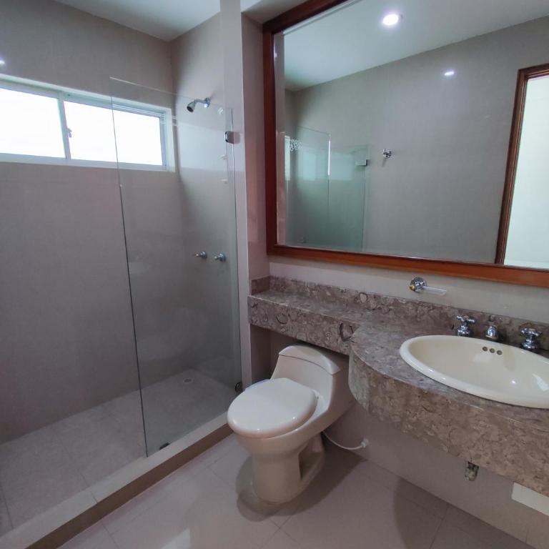 Casa Condominio El Peñón Girardot - Five-Bedroom House - 84