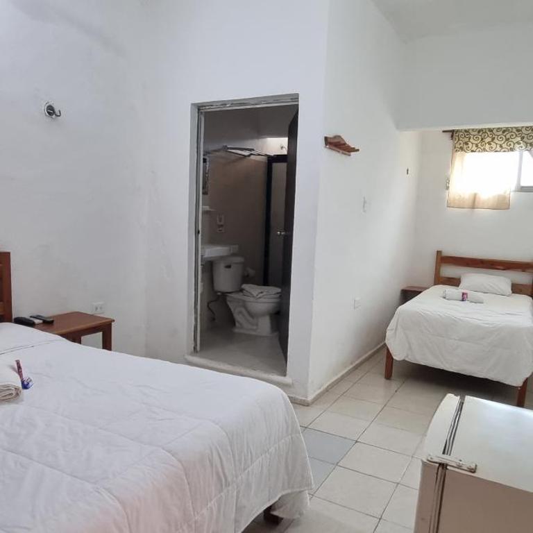 Hotel Iker - Habitación Doble - 2 camas - 2