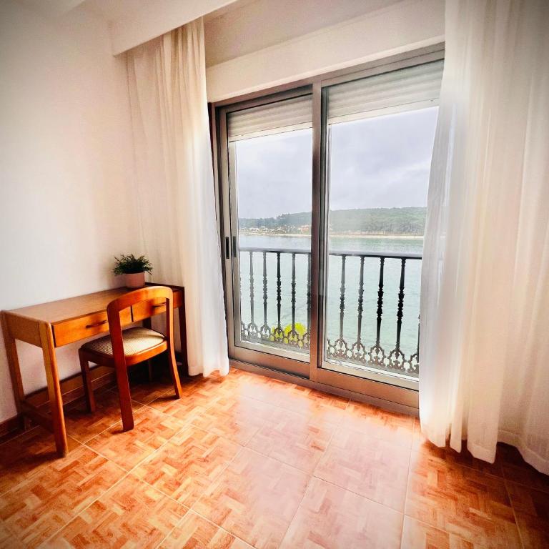 Hotel Argibay - Habitación Doble con vistas al mar - 15
