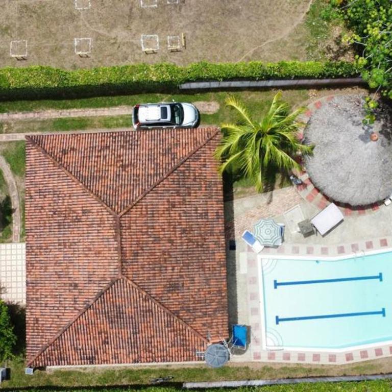 Casa de descanso con piscina privada en Melgar - Casa de 4 dormitorios - 1