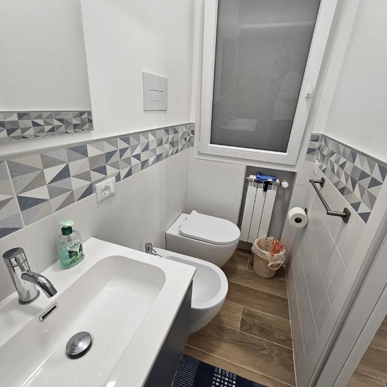 Palermo Francia - Single Room with Private Bathroom - 3