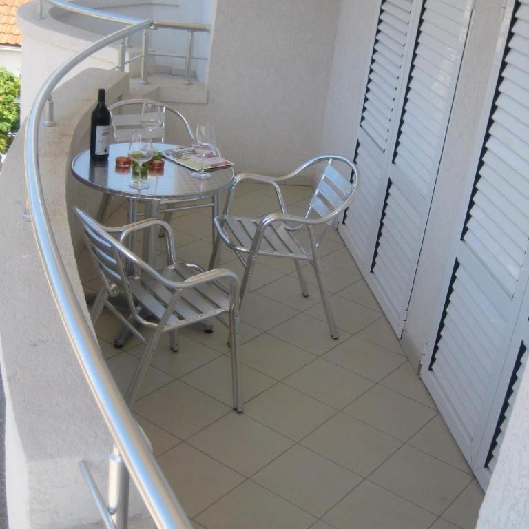 Villa ALEA - Classic Triple Room - 11