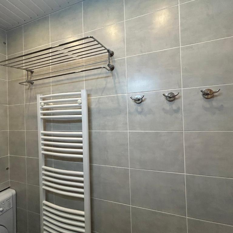 L Évidence, chaleureux 4 à 5 couchages, 1 chambre, cellier, vue dégagée, parking gratuit - Apartamento de 1 dormitorio - 24