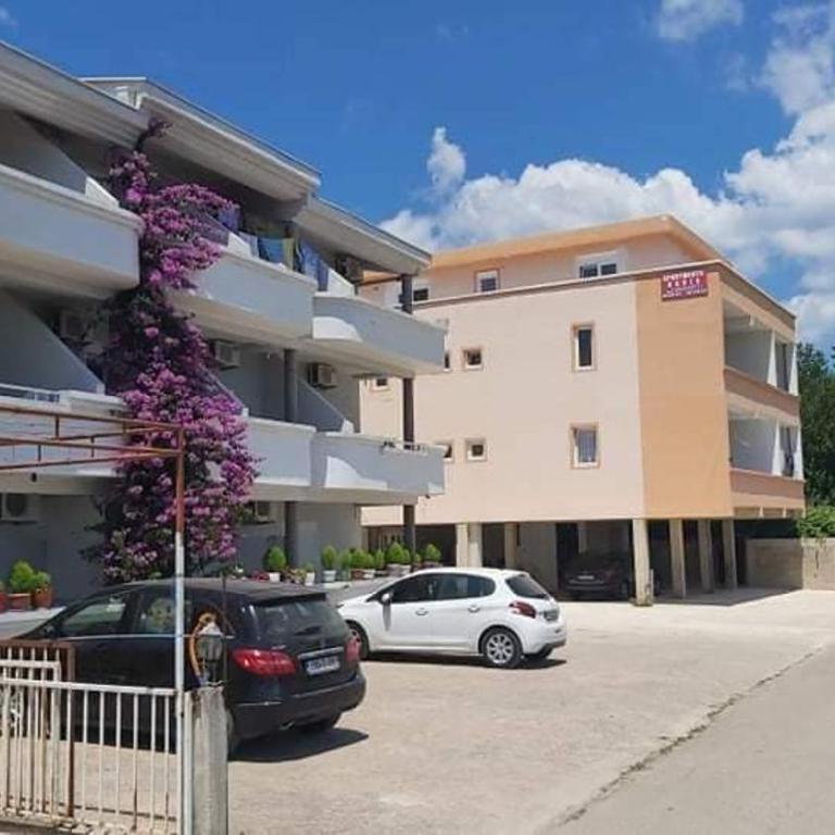 Apartments Daris - Two-Bedroom Apartment - 6
