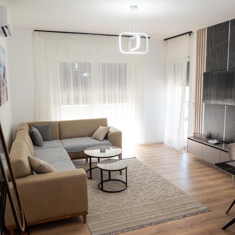 Urban Coast - Ulcinj Apartment - Two-Bedroom Apartment - 2