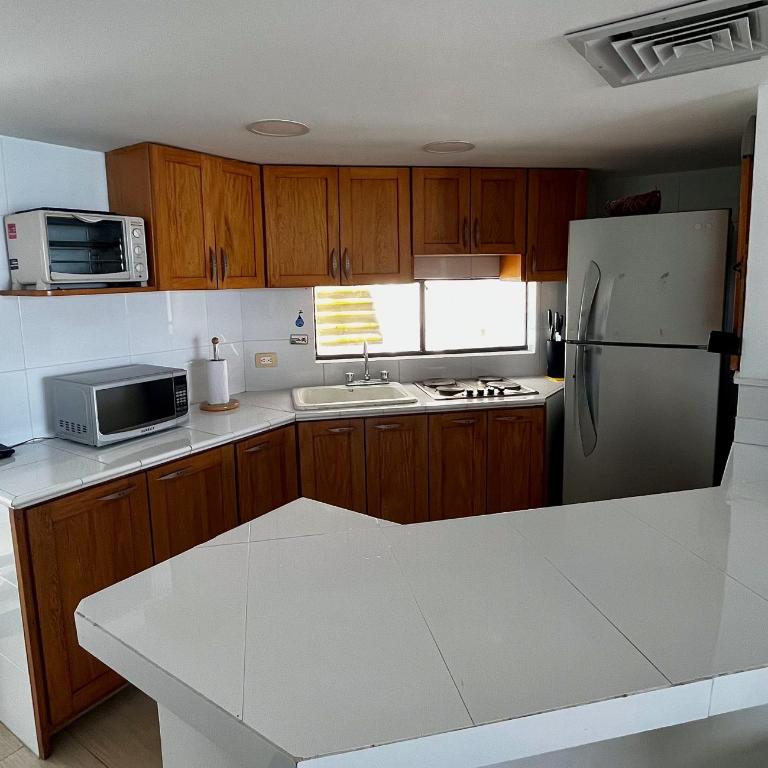 Apartamento en el Centro de San Andrés Islas con vista al mar- Edificio Bay Point 703 - Apartamento de 2 dormitorios - 15