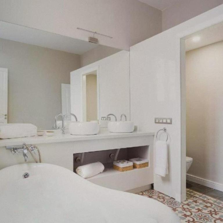 Palacio Miraflores - Habitación Doble con baño - 1 o 2 camas - 5