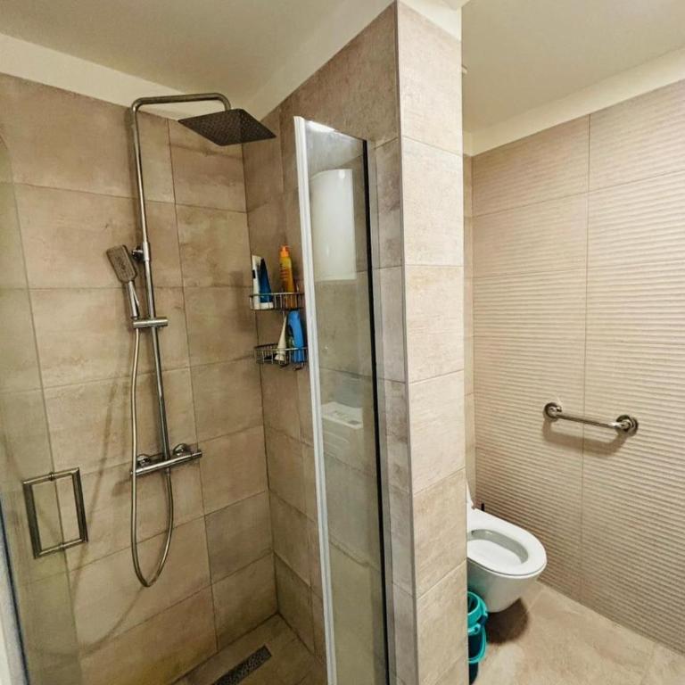 Lazure apartment - One-Bedroom Apartment - 9