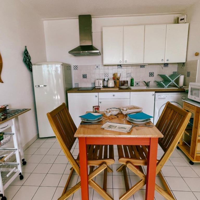T2 cosy vue sur le port de plaisance - Appartement 1 Chambre - 9