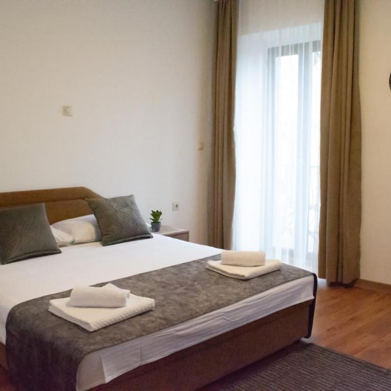 Anesa Old Town Apartments - Double Room - 3
