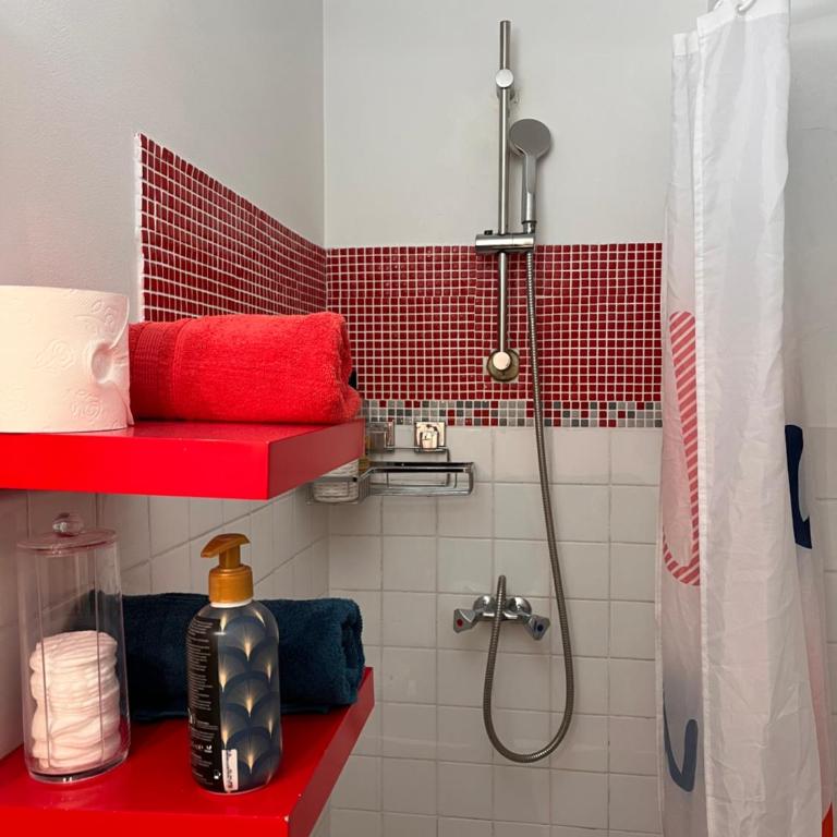 T1 en face de la Timone - One-Bedroom Apartment - 17