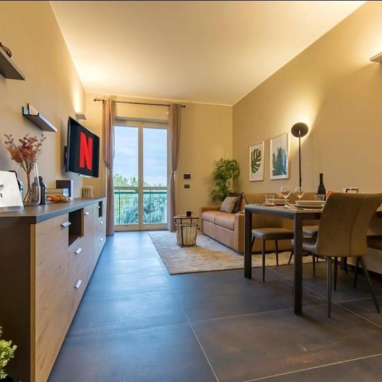 Modern & Bright 2 bedroom Flat 50m from M4 Stop - Appartamento con 2 Camere da Letto - 1