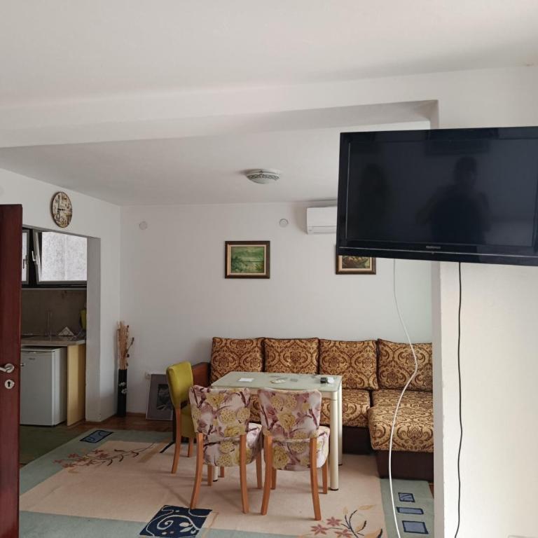 Sunshine Apartments Visoko - Apartman sa 2 Spavaće Sobe - 1