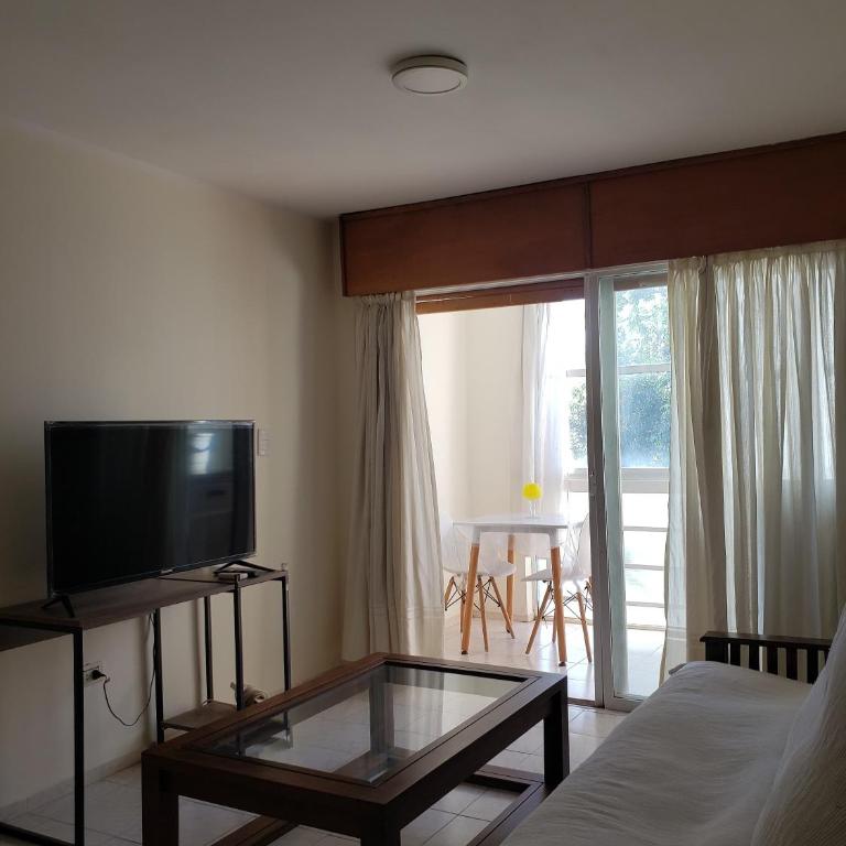 Departamento en Barrio Alberdi calle 9 de Julio - Apartamento de 2 dormitorios - 1