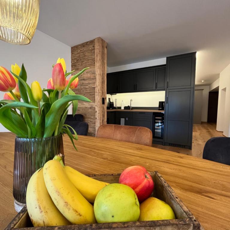 Appartements Gasthof Traube Top 4 - Apartment mit 3 Schlafzimmern und Dusche - 1