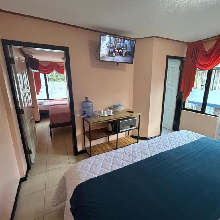 Hospedaje SOL DE VERANO - Habitación con cama extragrande. - 3