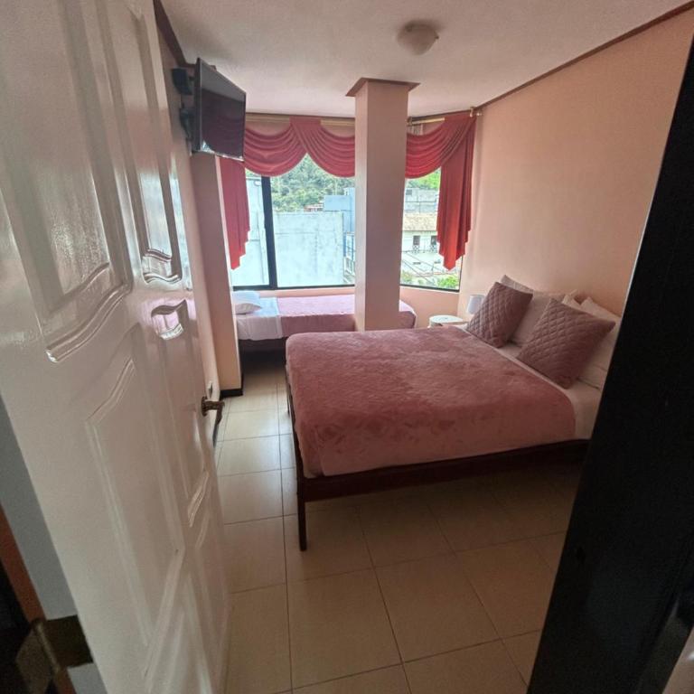 Hospedaje SOL DE VERANO - Habitación con cama extragrande. - 6