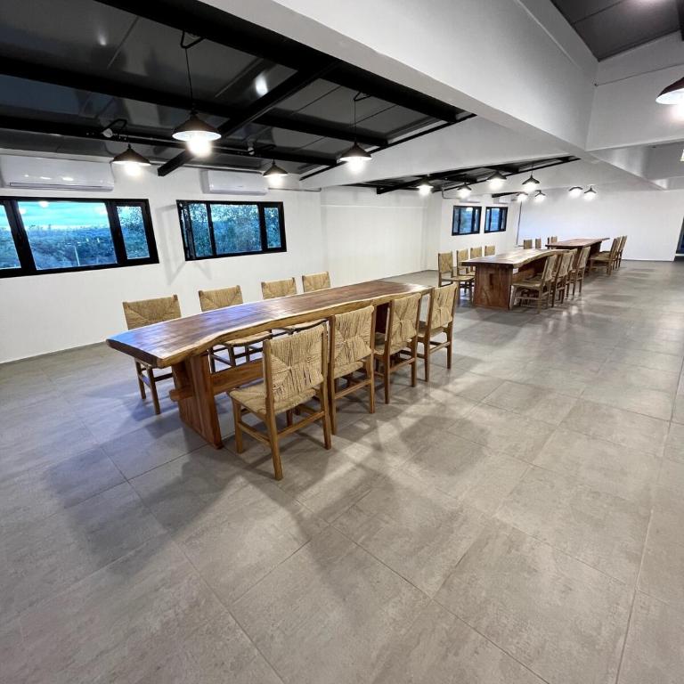 Moderno Dpto cerca del aeropuerto 1 dormitorio, Piscina, Gym, Cancha padel, CoWorking - Two-Bedroom Apartment - 24