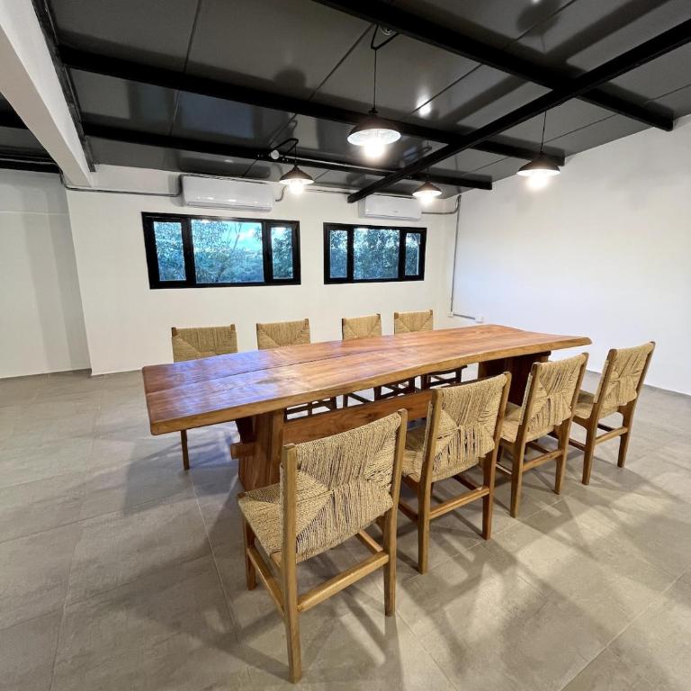 Moderno Dpto cerca del aeropuerto 1 dormitorio, Piscina, Gym, Cancha padel, CoWorking - Two-Bedroom Apartment - 34