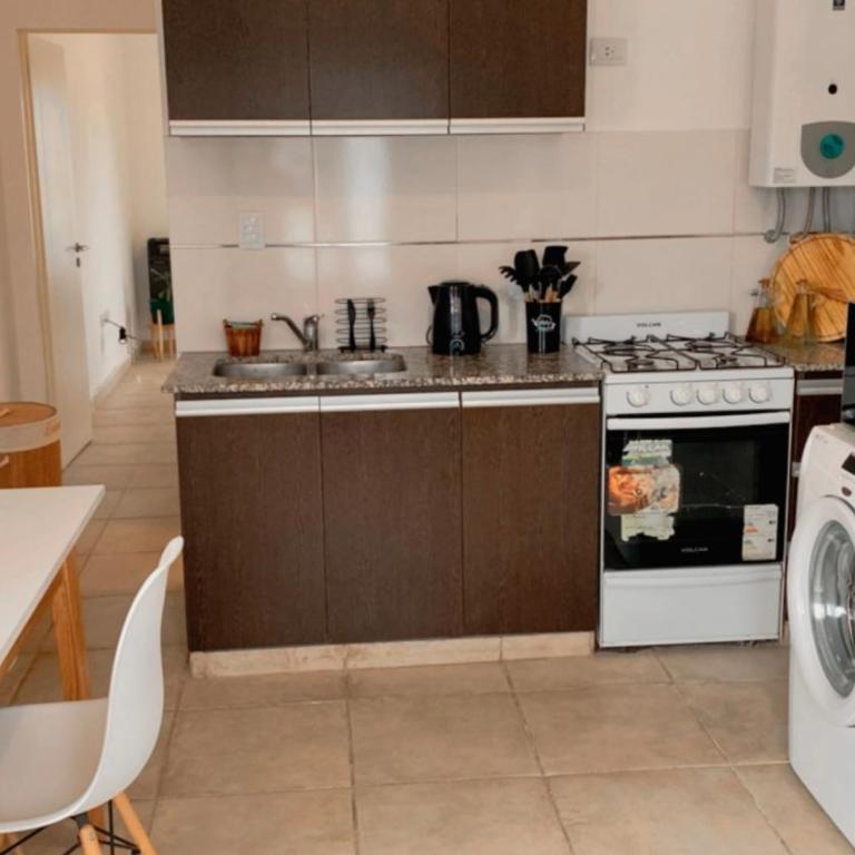 DEPTO Guemes - Apartamento de 1 dormitorio - 2