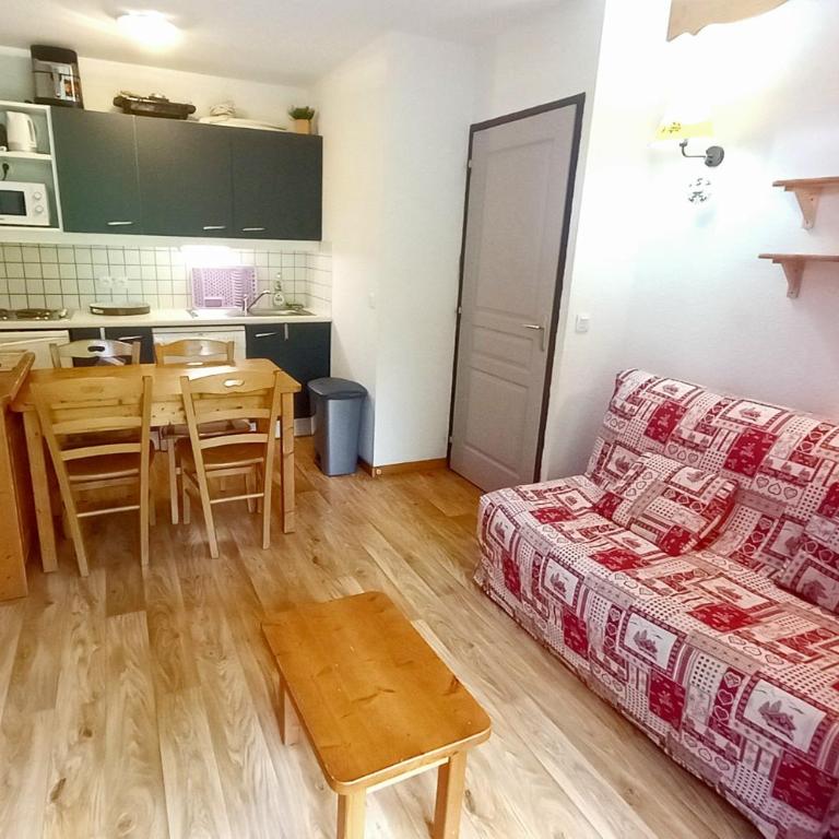 T2 cosy-dans les arbres - One-Bedroom Apartment - 2