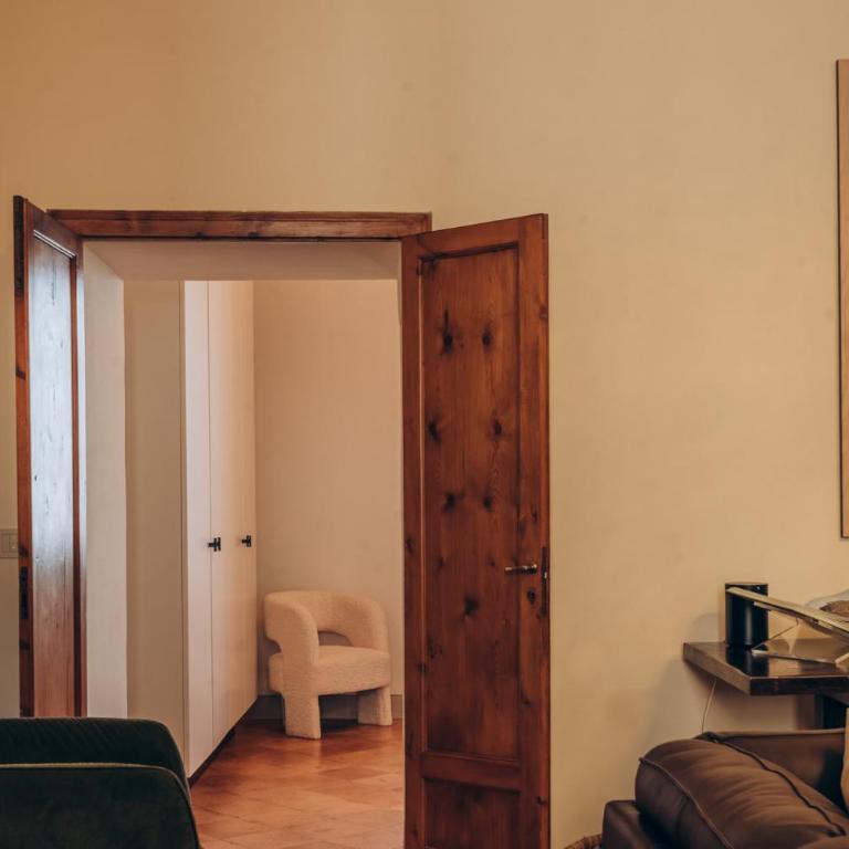 Palazzo Tamanti - 4BR 6 Bath Estate Home in Montalcino Center - Villa Deluxe - 99
